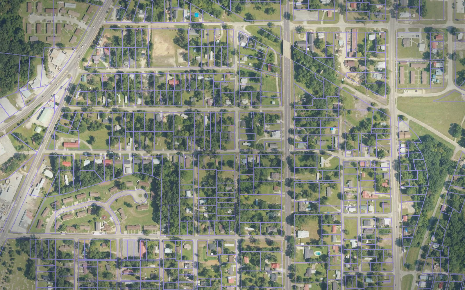 Parcel boundaries over aerial imagery of Bullock County, Alabama