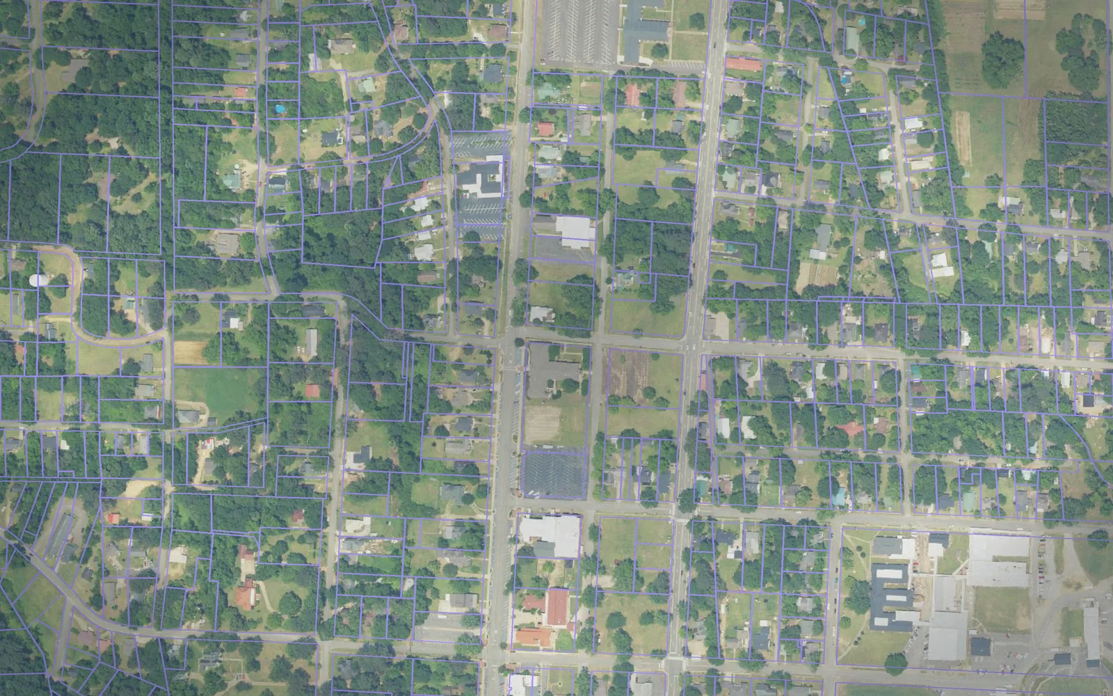 Parcel boundaries over aerial imagery of Fayette County, Alabama