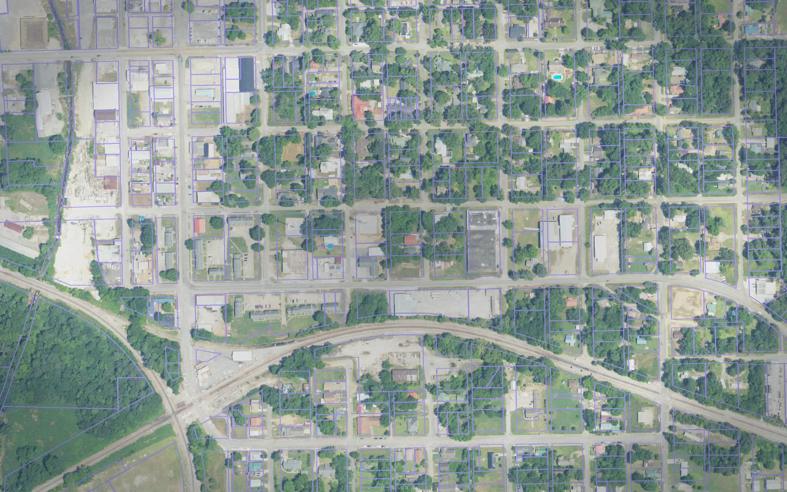 Parcel boundaries over aerial imagery of Walker County, Alabama