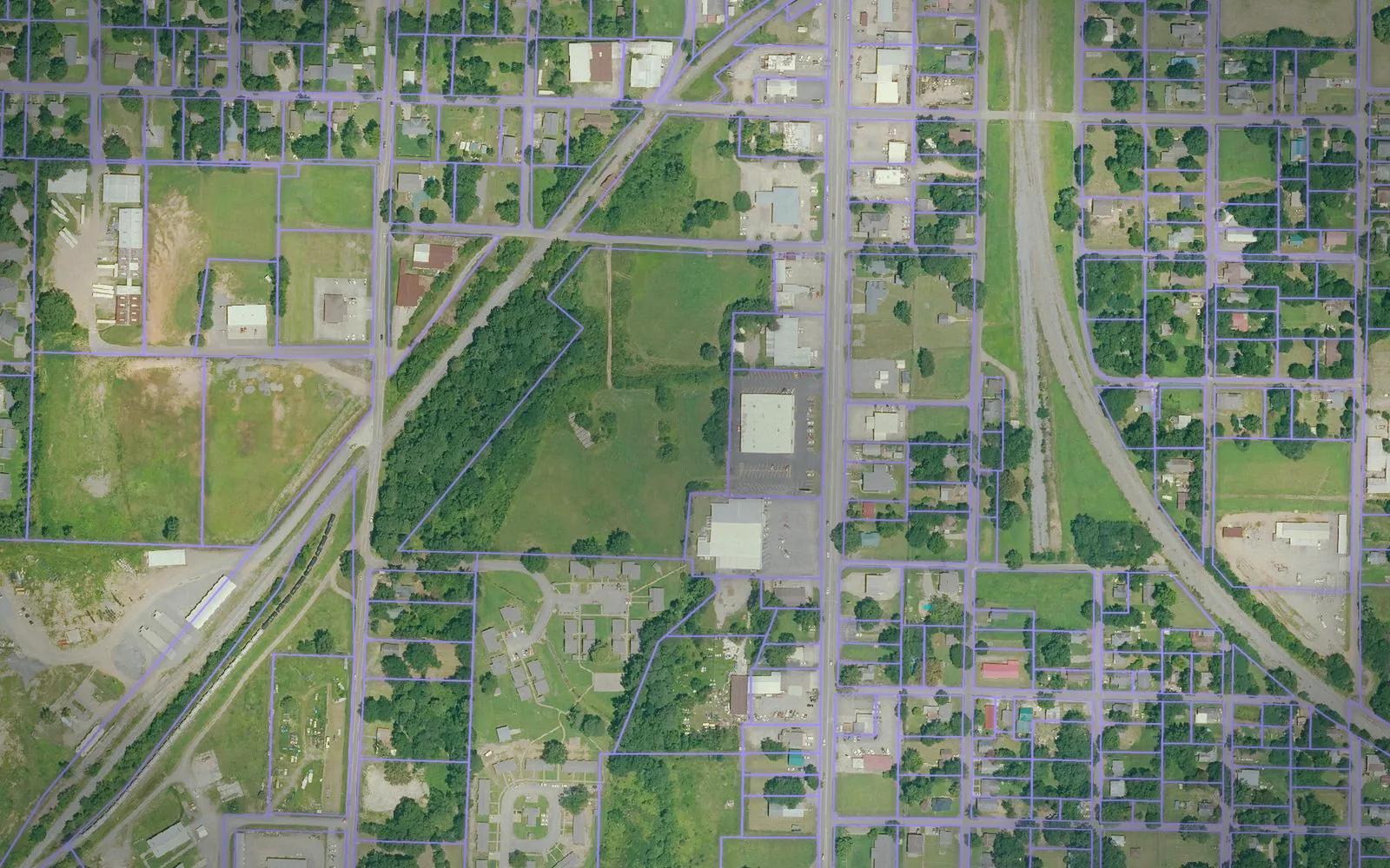 Parcel boundaries over aerial imagery of Howard County, Arkansas
