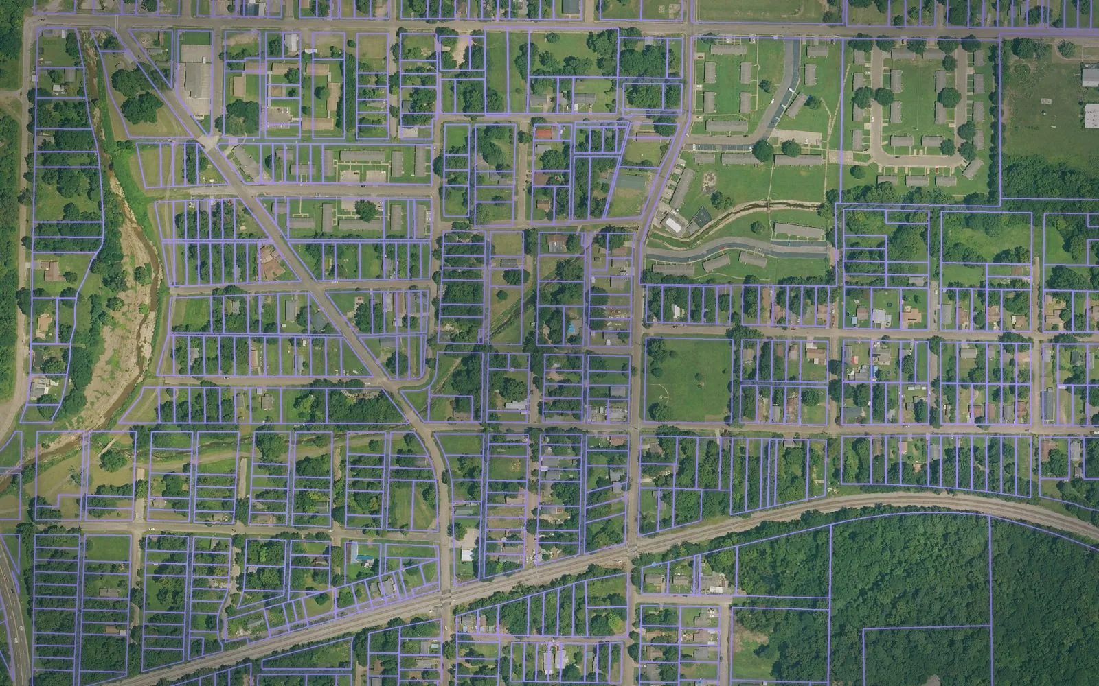 Parcel boundaries over aerial imagery of Miller County, Arkansas