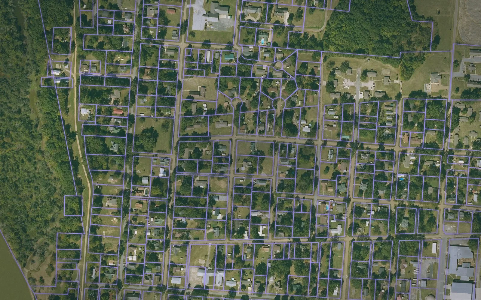 Parcel boundaries over aerial imagery of Monroe County, Arkansas