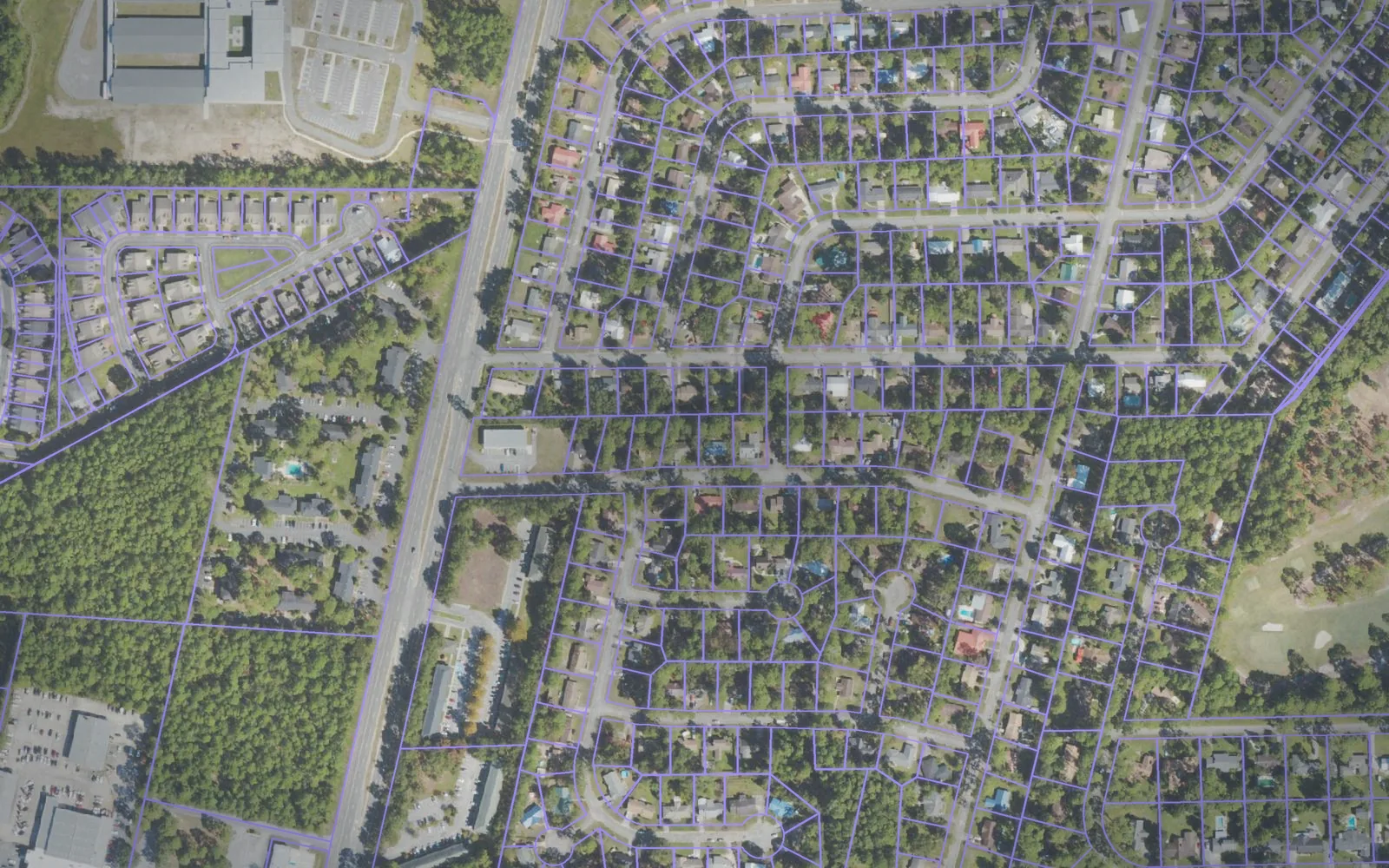 Parcel boundaries over aerial imagery of Glynn County, Georgia