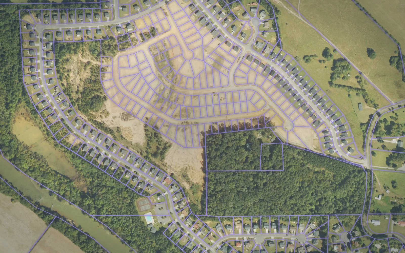 Parcel boundaries over aerial imagery of Gordon County, Georgia