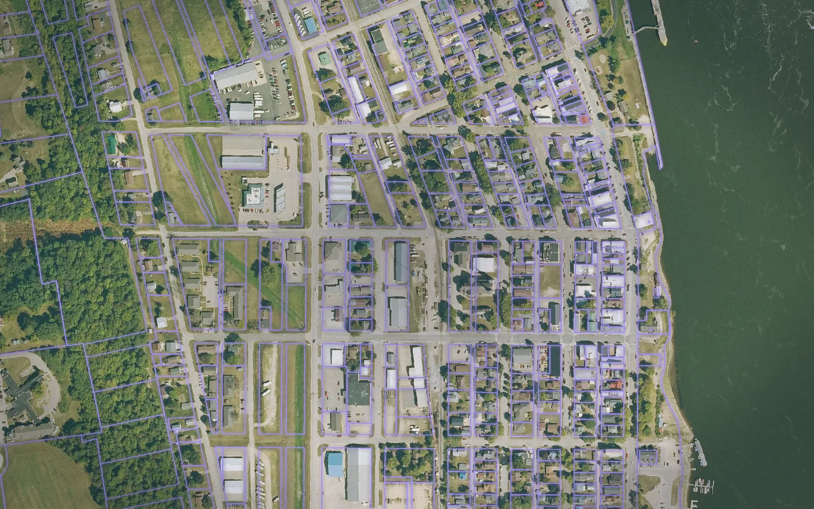 Parcel boundaries over aerial imagery of Clayton County, Iowa