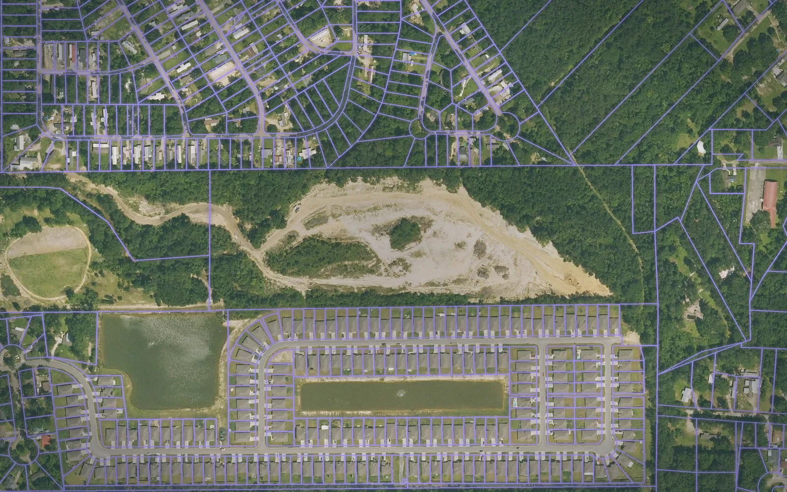 Parcel boundaries over aerial imagery of Livingston Parish, Louisiana