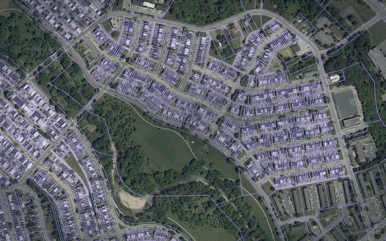 Parcel boundaries over aerial imagery of Baltimore city, Maryland