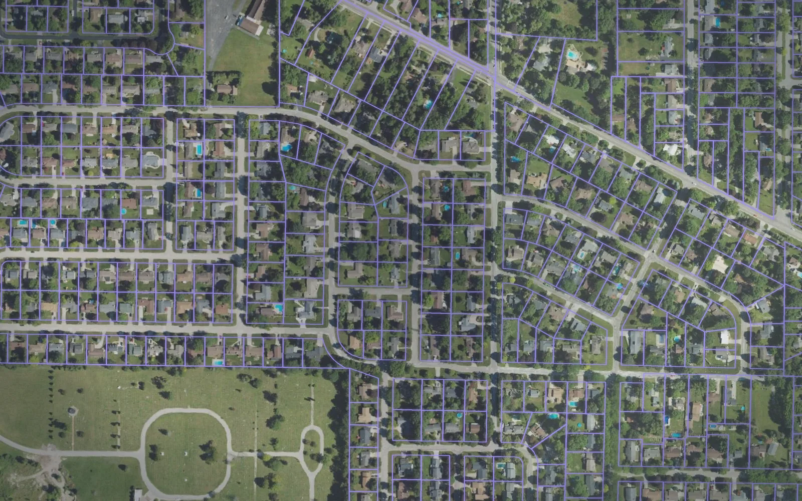 Parcel boundaries over aerial imagery of Saginaw County, Michigan