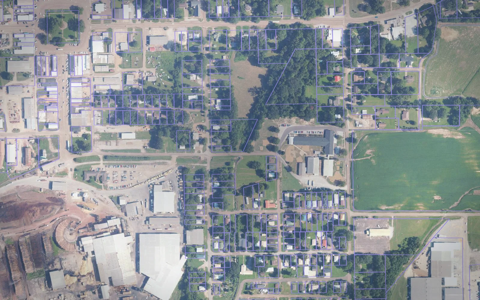 Parcel boundaries over aerial imagery of Calhoun County, Mississippi