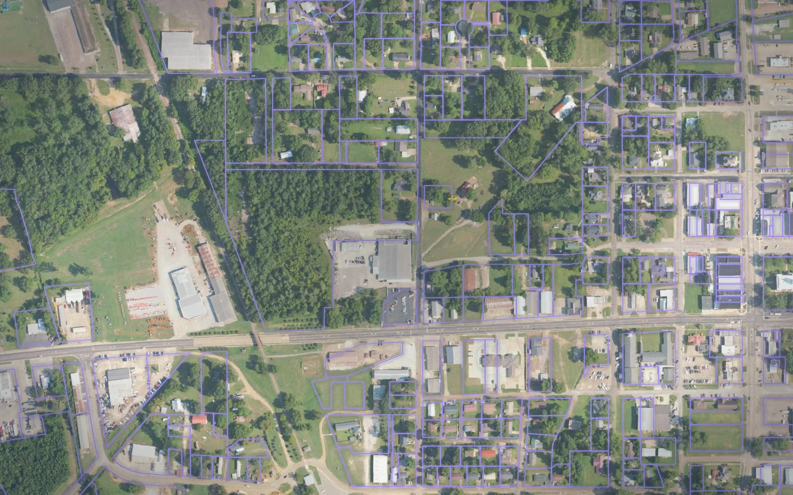 Parcel boundaries over aerial imagery of Chickasaw County, Mississippi