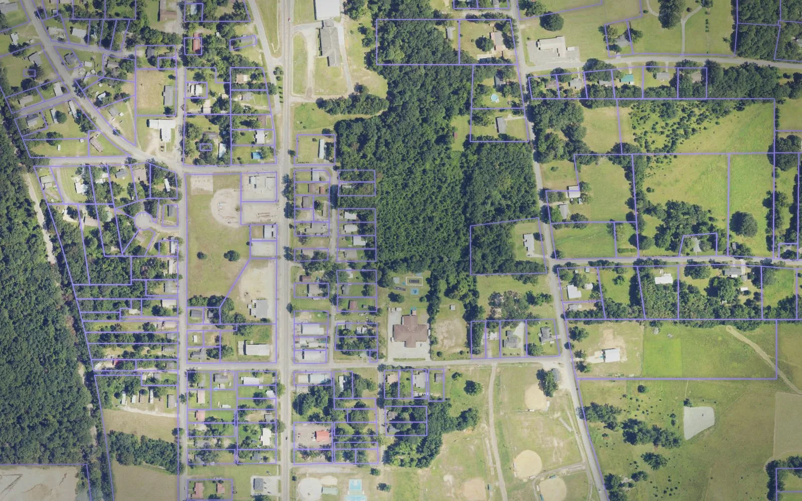 Parcel boundaries over aerial imagery of Clarke County, Mississippi