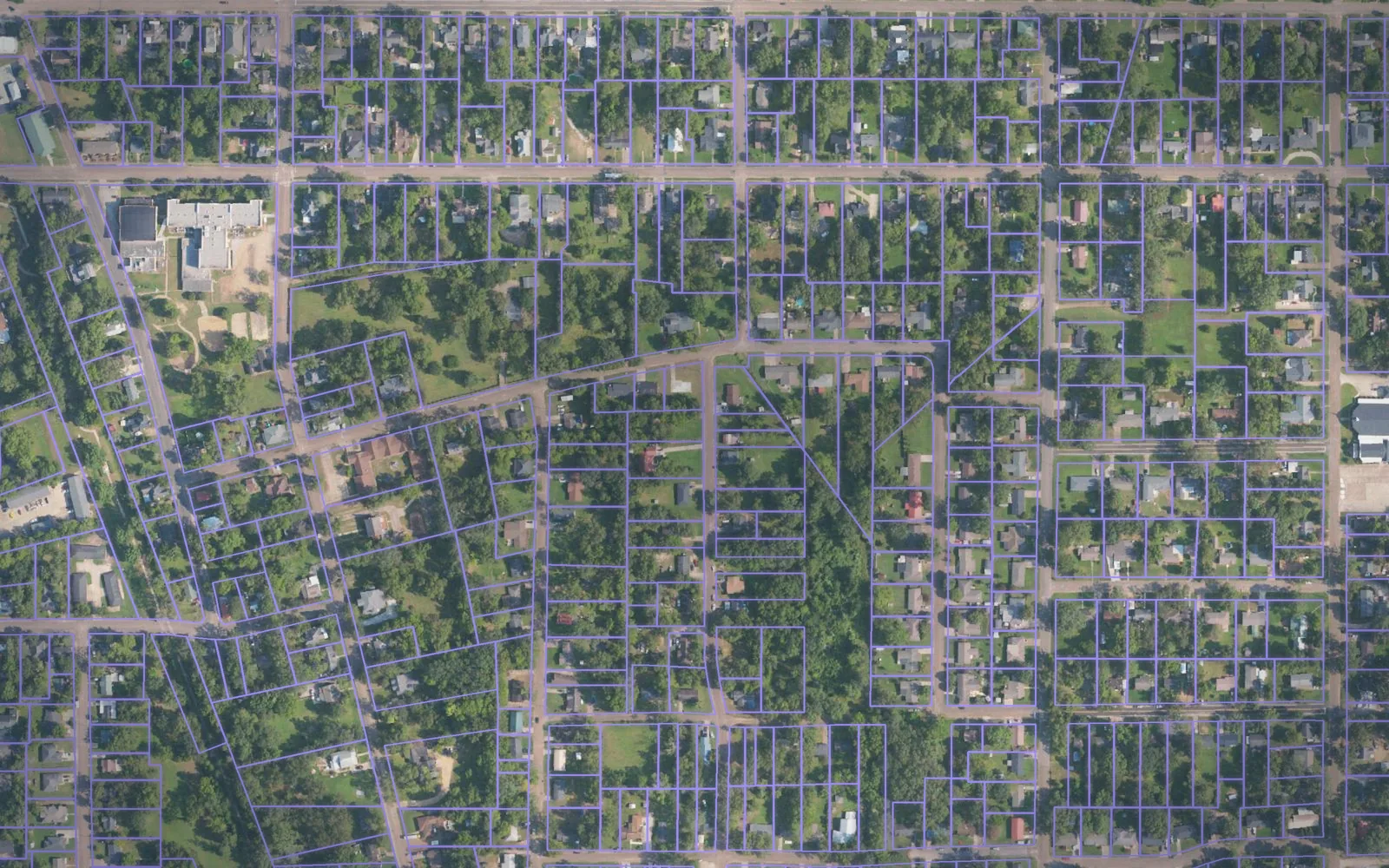 Parcel boundaries over aerial imagery of Clay County, Mississippi