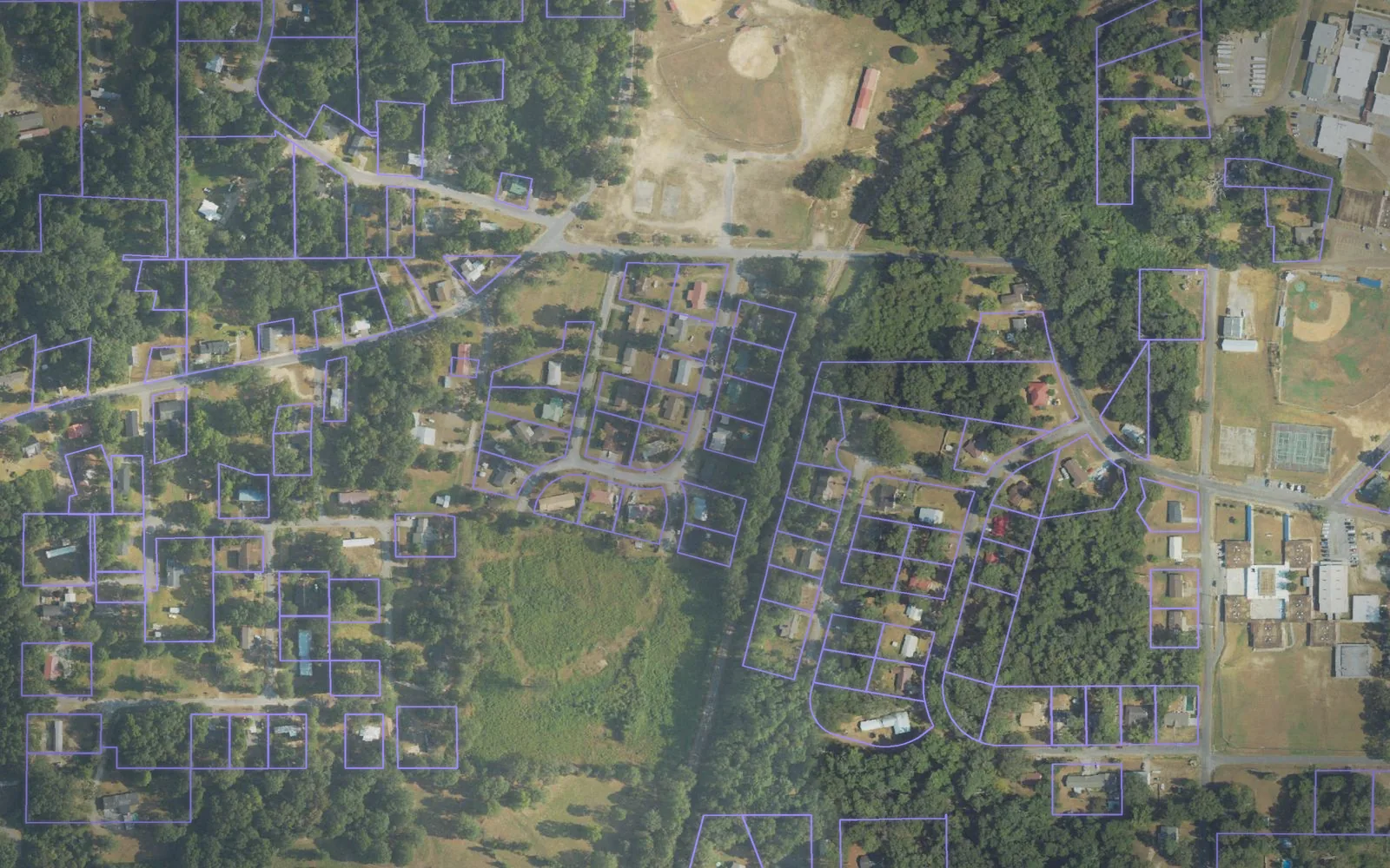 Parcel boundaries over aerial imagery of Newton County, Mississippi