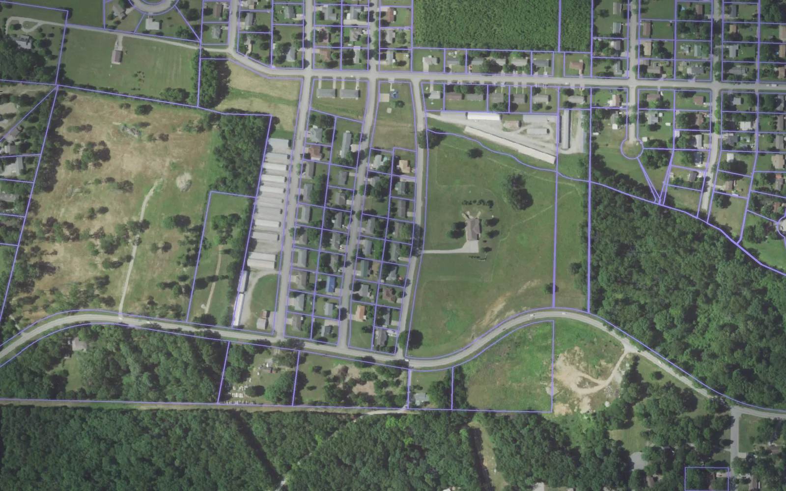 Parcel boundaries over aerial imagery of Howell County, Missouri