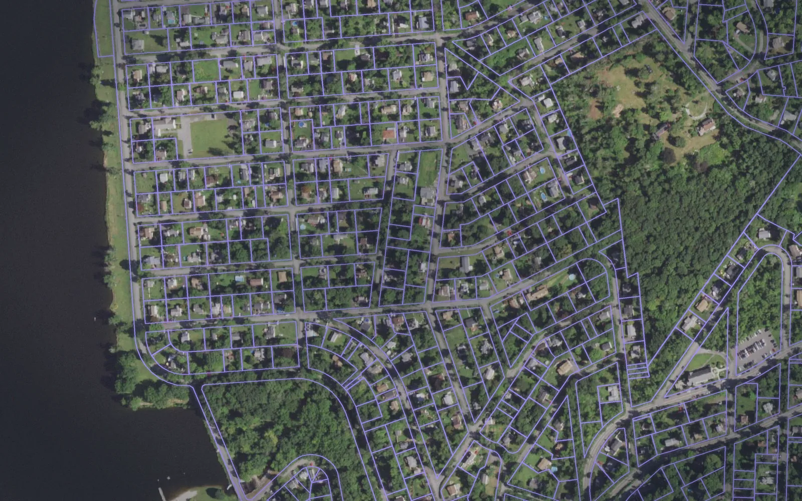 Parcel boundaries over aerial imagery of Putnam County, New York