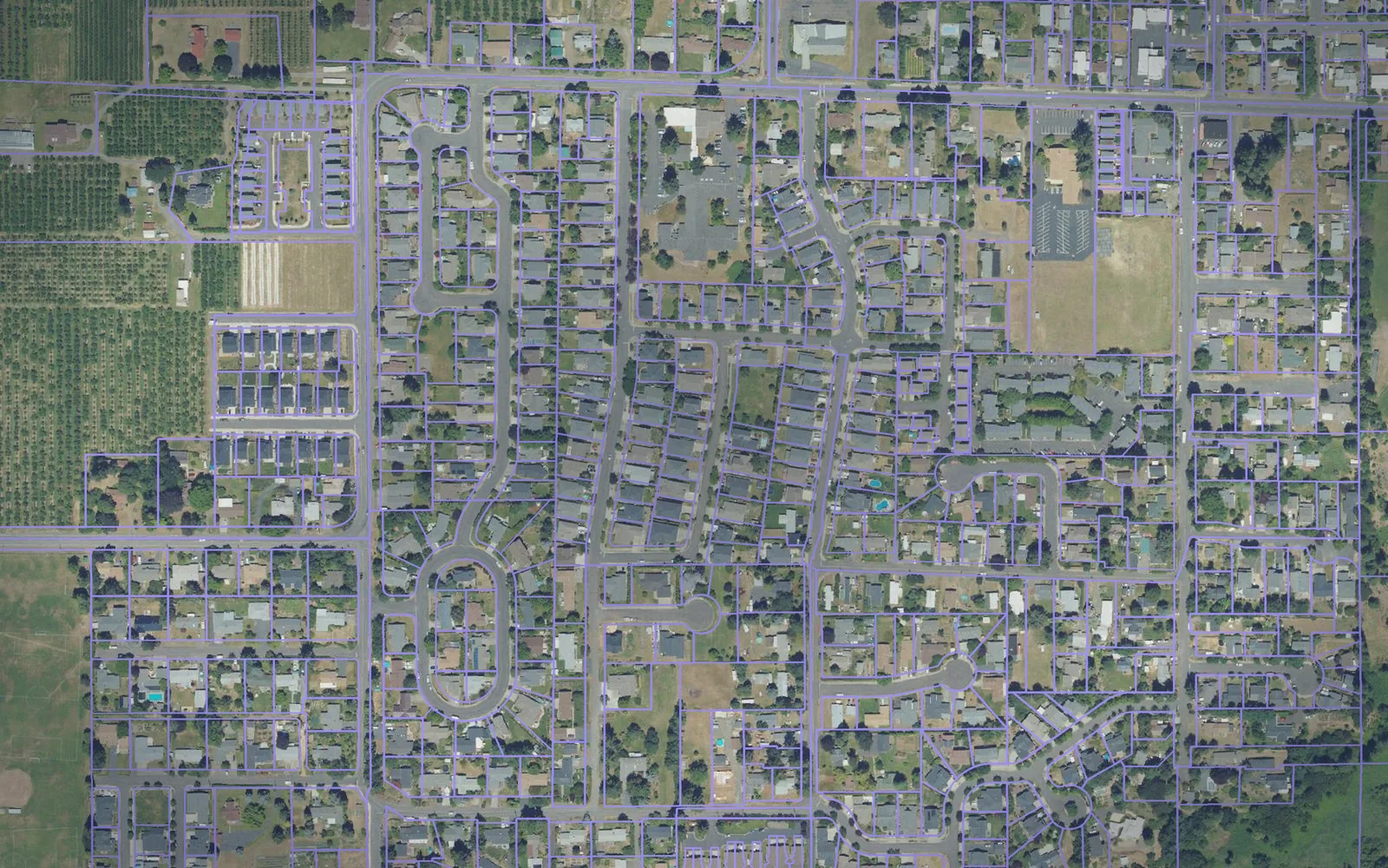 Parcel boundaries over aerial imagery of Hood River County, Oregon
