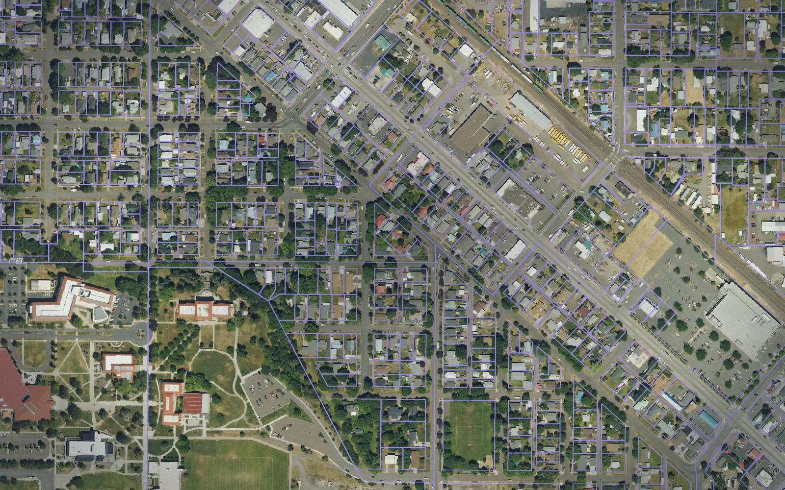 Parcel boundaries over aerial imagery of Union County, Oregon
