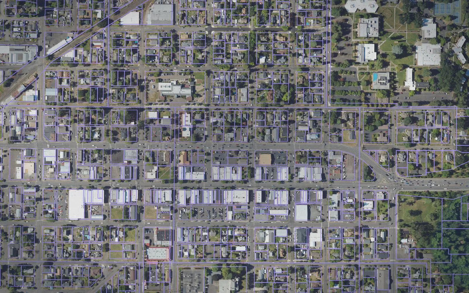 Parcel boundaries over aerial imagery of Yamhill County, Oregon