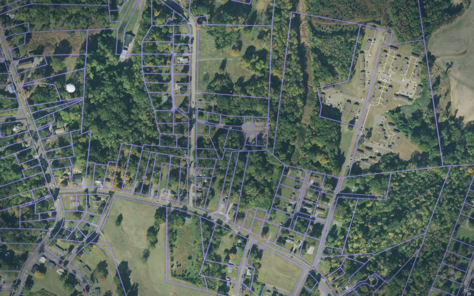 Parcel boundaries over aerial imagery of Lauderdale County, Tennessee