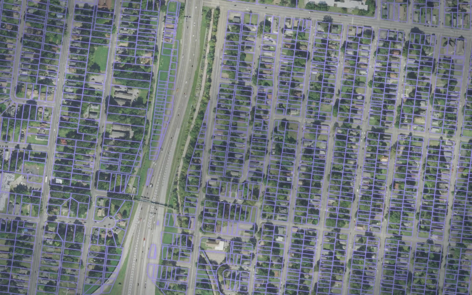 Parcel boundaries over aerial imagery of Shelby County, Tennessee