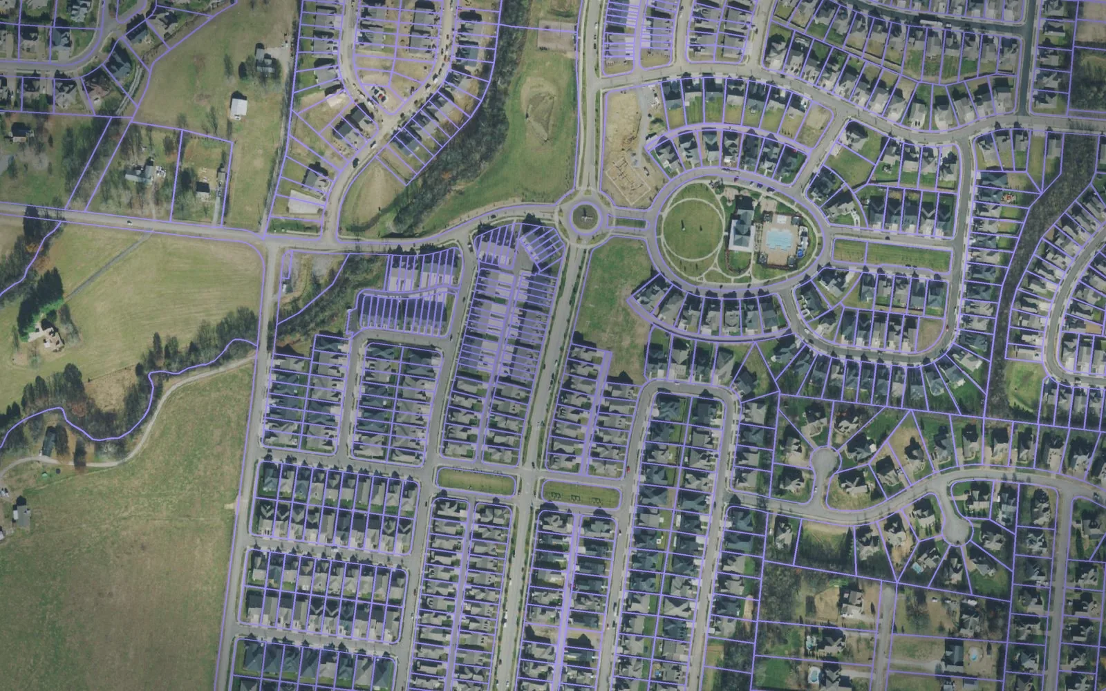 Parcel boundaries over aerial imagery of Sumner County, Tennessee