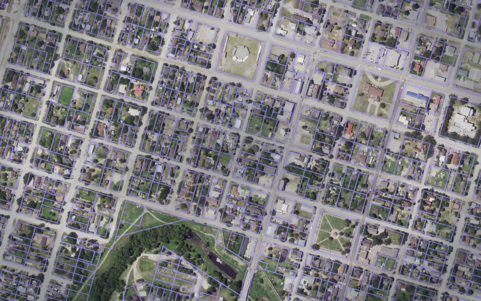 Parcel boundaries over aerial imagery of Duval County, Texas
