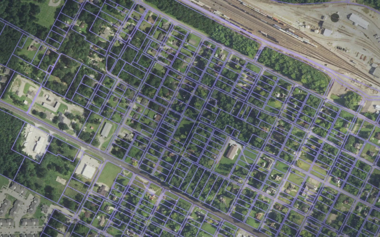 Parcel boundaries over aerial imagery of Hardin County, Texas