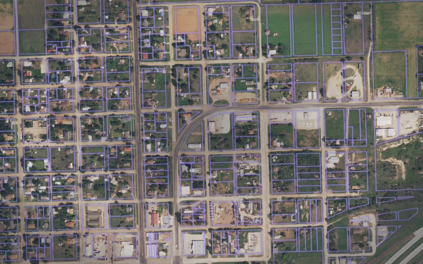 Parcel boundaries over aerial imagery of Knox County, Texas