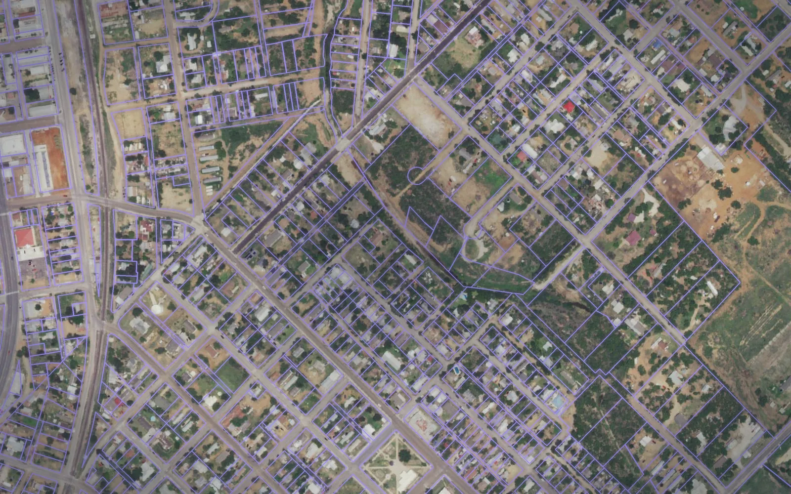 Parcel boundaries over aerial imagery of La Salle County, Texas