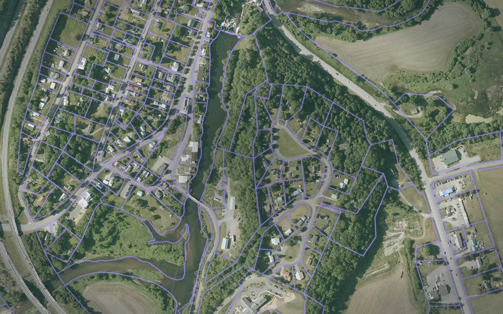 Parcel boundaries over aerial imagery of Orange County, Vermont