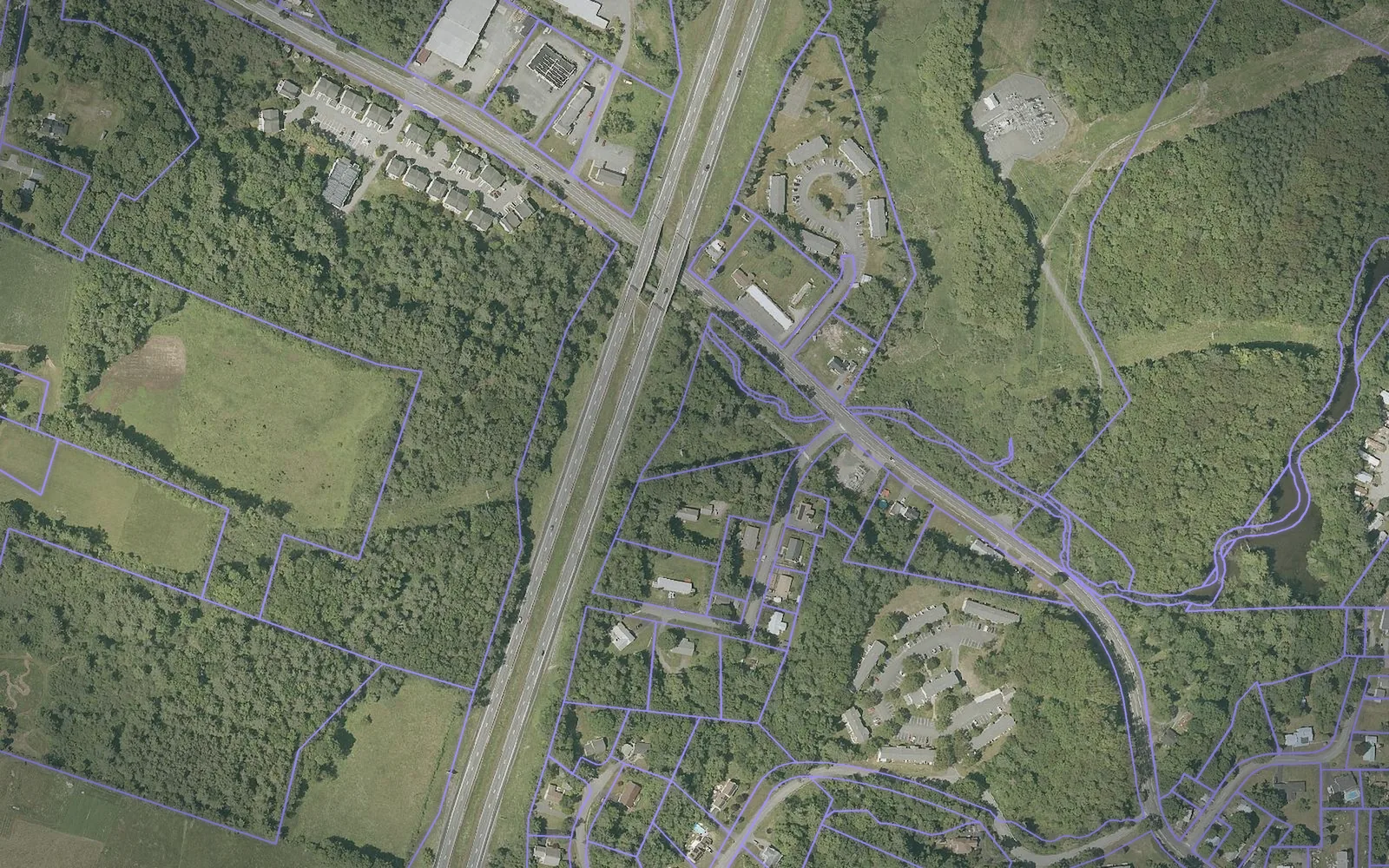 Parcel boundaries over aerial imagery of Windsor County, Vermont