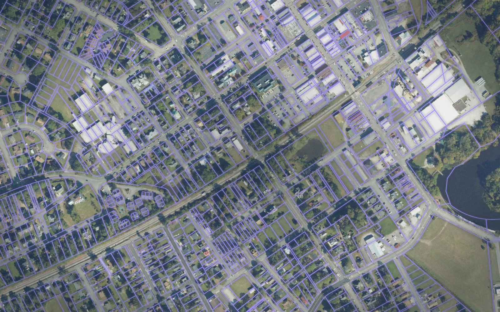 Parcel boundaries over aerial imagery of Franklin city, Virginia