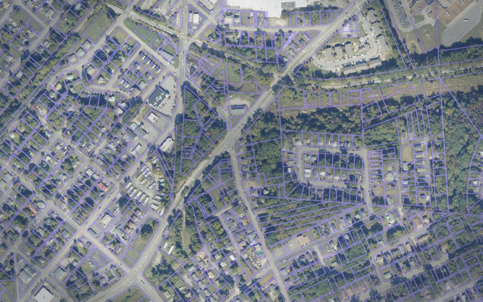 Parcel boundaries over aerial imagery of Hopewell city, Virginia