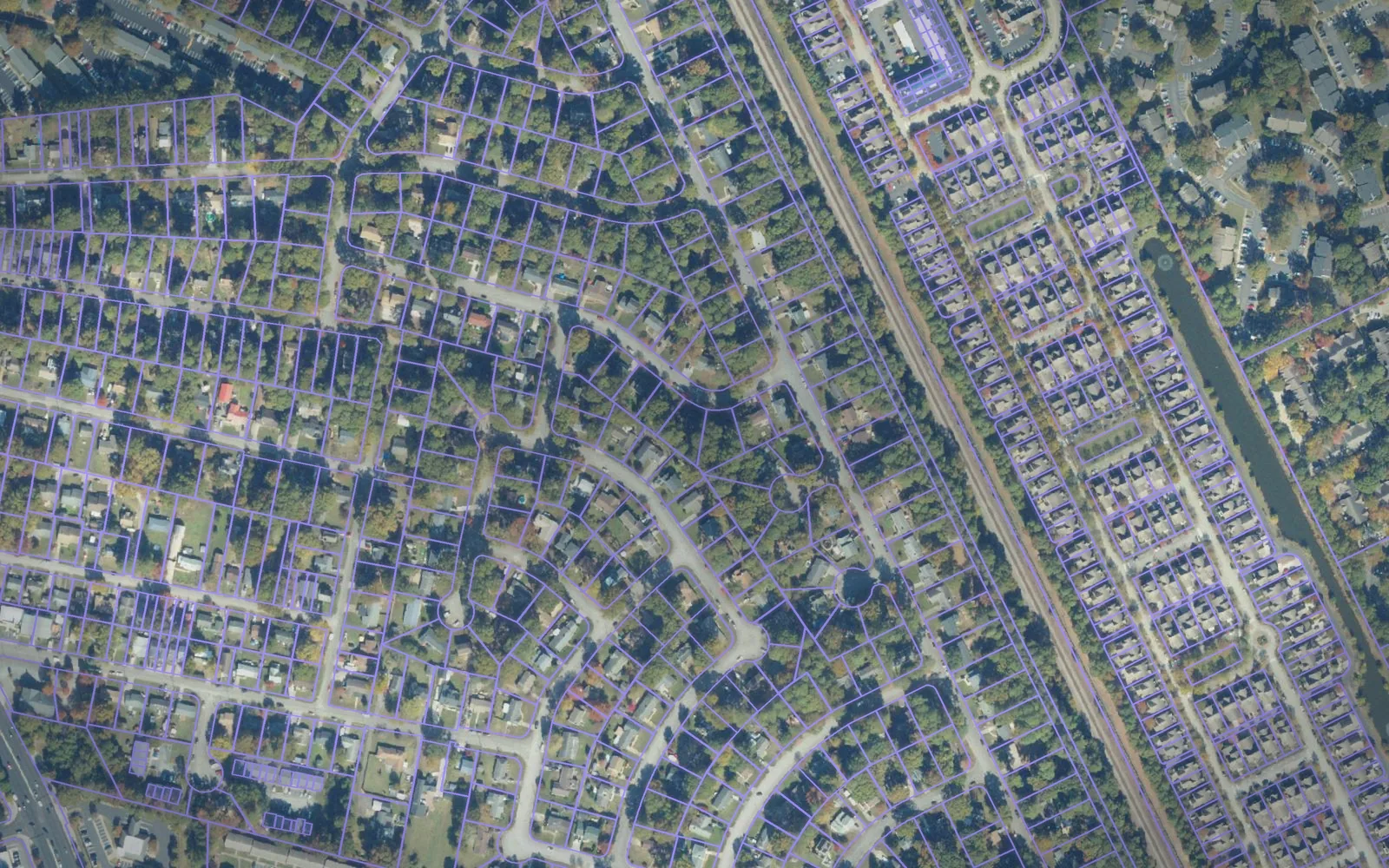 Parcel boundaries over aerial imagery of Newport News city, Virginia