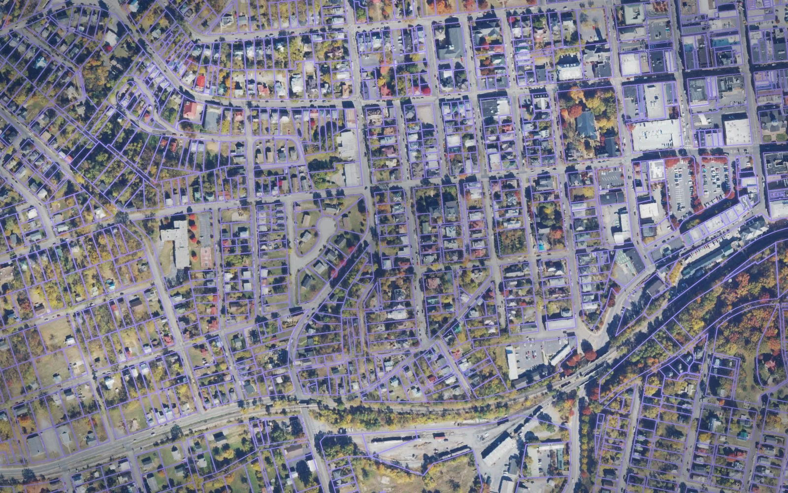 Parcel boundaries over aerial imagery of Staunton city, Virginia
