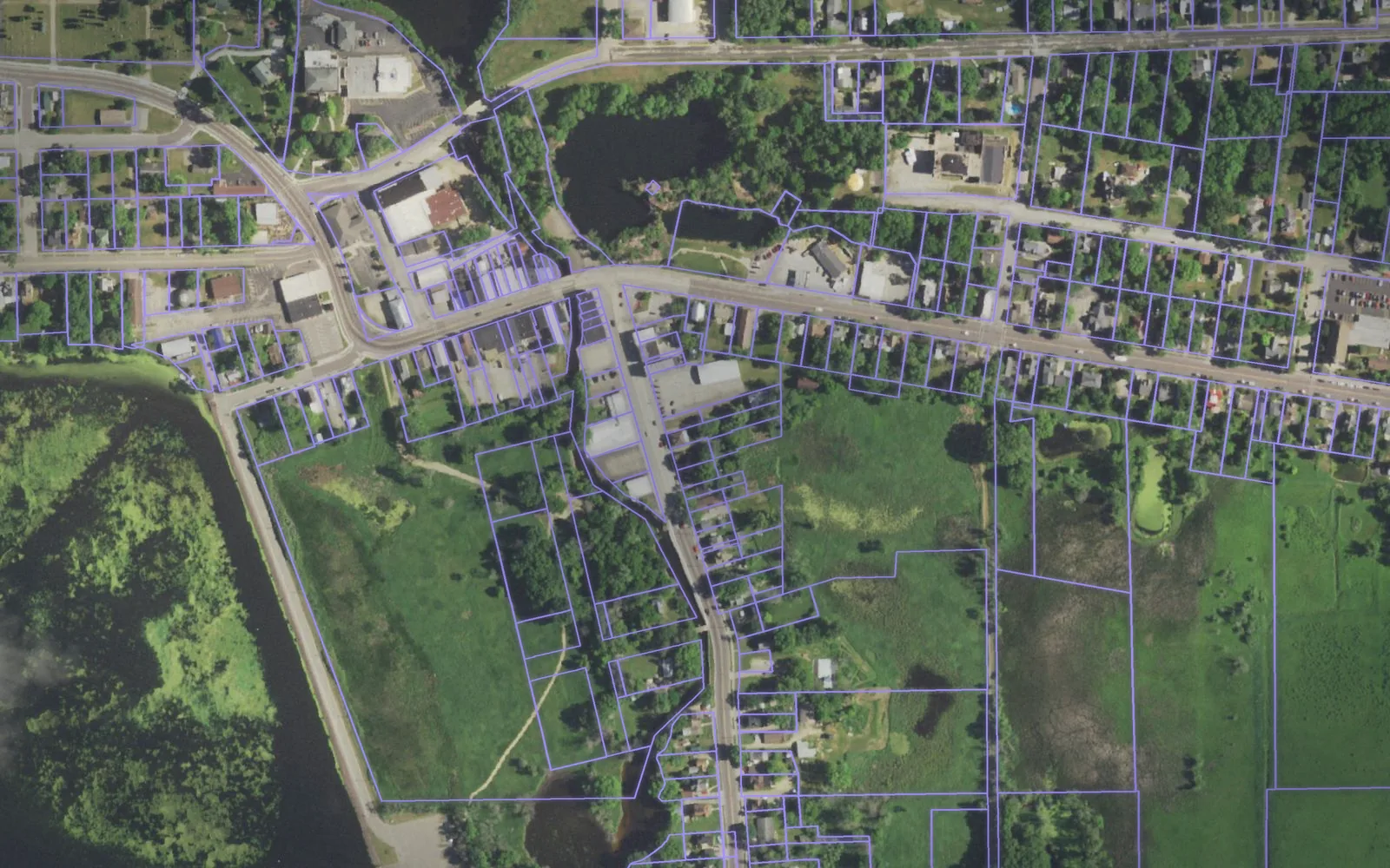Parcel boundaries over aerial imagery of Marquette County, Wisconsin