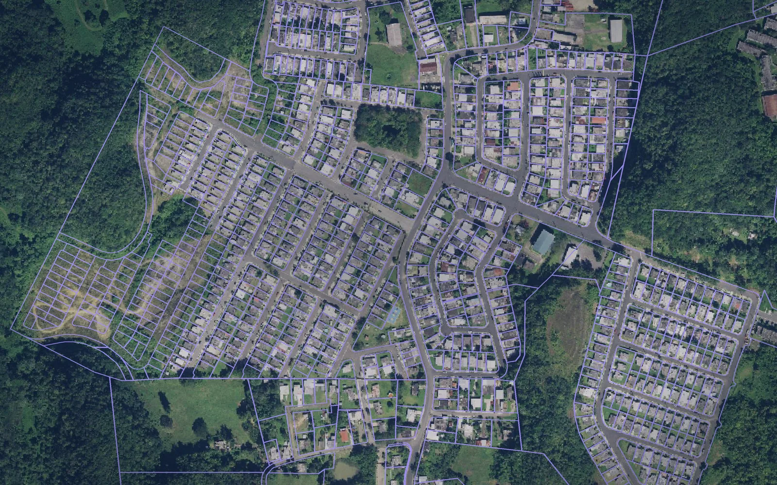 Parcel boundaries over aerial imagery of Florida Municipio, Puerto Rico